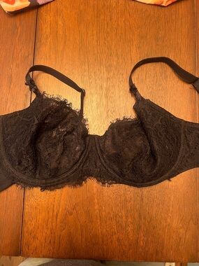 Victoria's Secret Black Lace Underwire Bra
